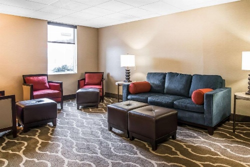 Quality Inn & Suites image 9